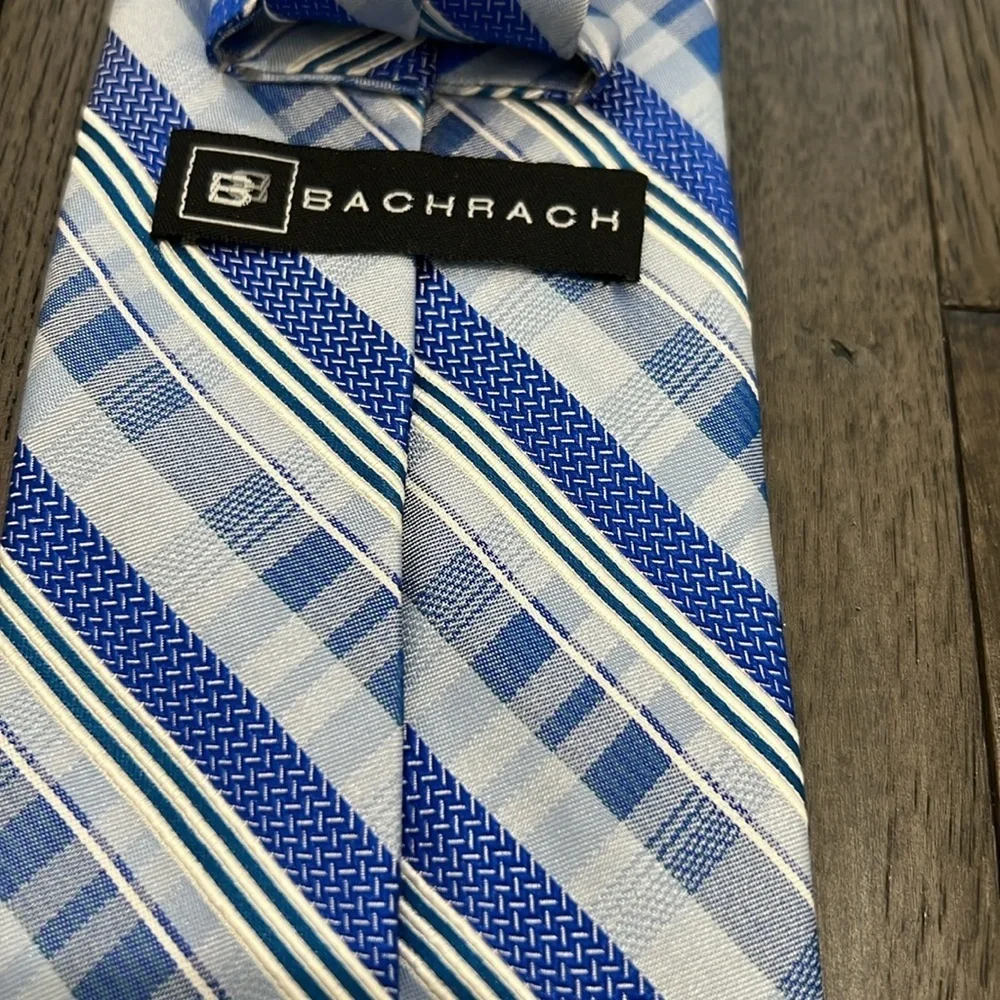 Mens Bachrach Roy/baby blue silk Tie